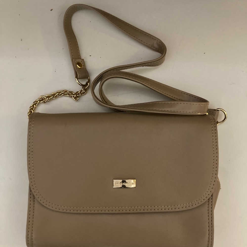 Liz Claiborne Tan Crossbody Bag with Gold Accents